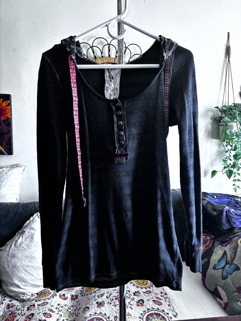 Y2K Inspired Hooded HenleyThermal Top Size S